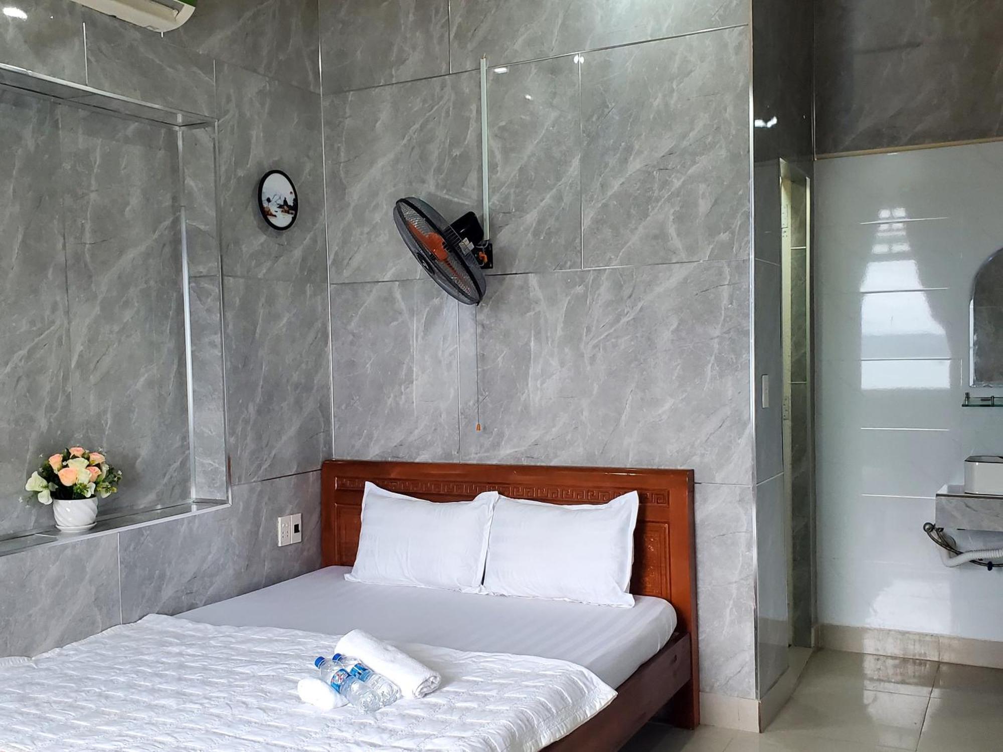 Tuan Thanh Homestay Tân Hiệ エクステリア 写真